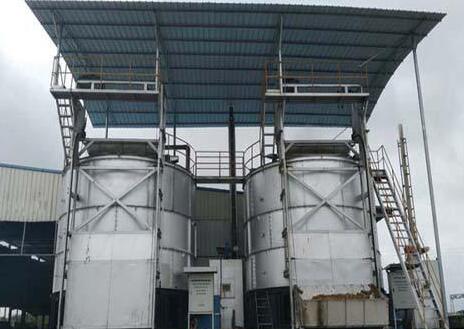 有機肥發(fā)酵設(shè)備是怎么將豬糞用腐熟的？