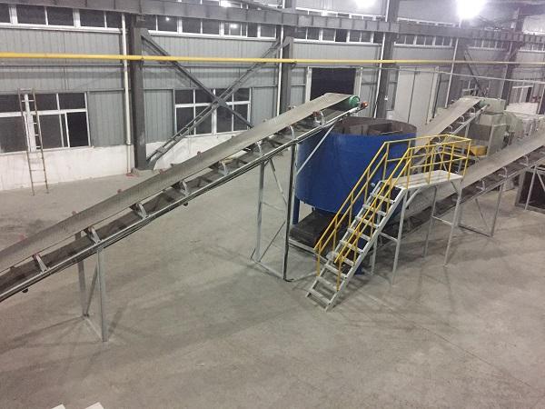 怎么利用雞糞和秸稈堆制有機肥？